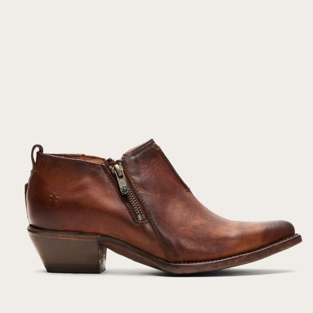 FRYE Sacha Moto Shootie Western Boot